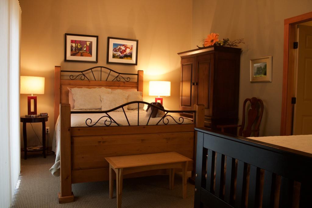 Windborne Bed & Breakfast Castlegar Pokoj fotografie